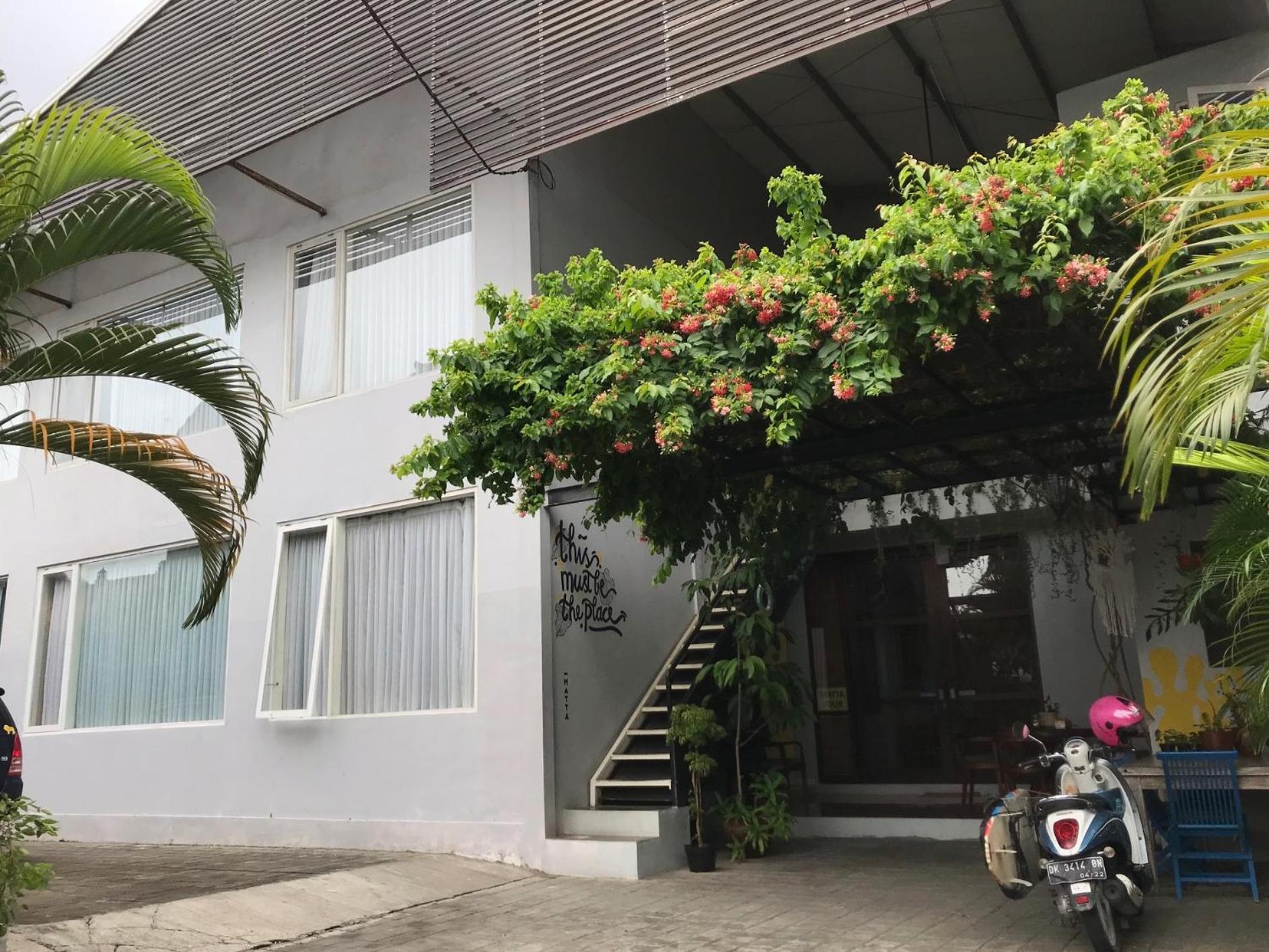 Matta Lodge Kuta Selatan Dış mekan fotoğraf